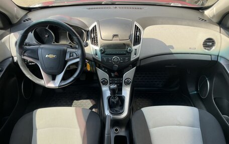 Chevrolet Cruze II, 2013 год, 889 000 рублей, 10 фотография