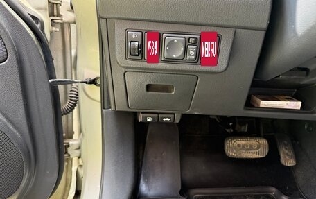 Nissan Tiida, 2008 год, 1 200 000 рублей, 28 фотография