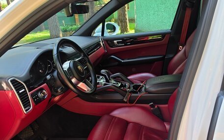 Porsche Cayenne III, 2018 год, 5 950 000 рублей, 16 фотография