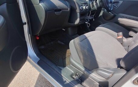 Toyota FunCargo, 2002 год, 319 000 рублей, 10 фотография
