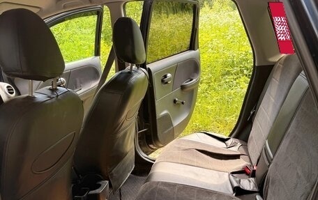 Nissan Note II рестайлинг, 2010 год, 400 000 рублей, 14 фотография