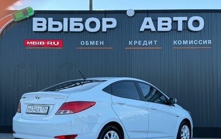 Hyundai Solaris II рестайлинг, 2014 год, 850 000 рублей, 2 фотография