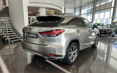 Lexus RX IV рестайлинг, 2021 год, 4 973 000 рублей, 9 фотография