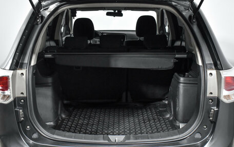 Mitsubishi Outlander III рестайлинг 3, 2013 год, 1 078 960 рублей, 19 фотография