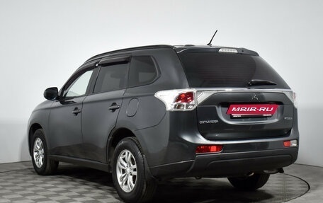 Mitsubishi Outlander III рестайлинг 3, 2013 год, 1 078 960 рублей, 8 фотография