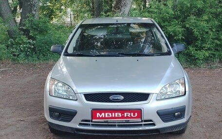 Ford Focus II рестайлинг, 2005 год, 250 000 рублей, 1 фотография