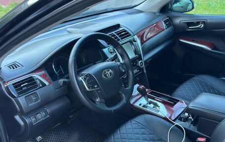 Toyota Camry, 2014 год, 1 350 000 рублей, 5 фотография
