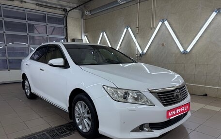 Toyota Camry, 2012 год, 1 950 000 рублей, 3 фотография