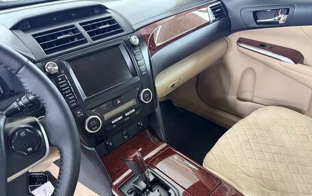 Toyota Camry, 2012 год, 1 950 000 рублей, 13 фотография