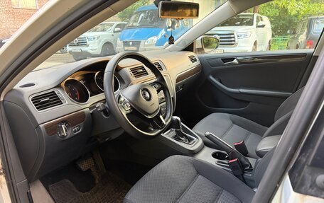 Volkswagen Jetta VI, 2015 год, 1 550 000 рублей, 11 фотография