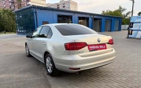 Volkswagen Jetta VI, 2015 год, 1 550 000 рублей, 6 фотография