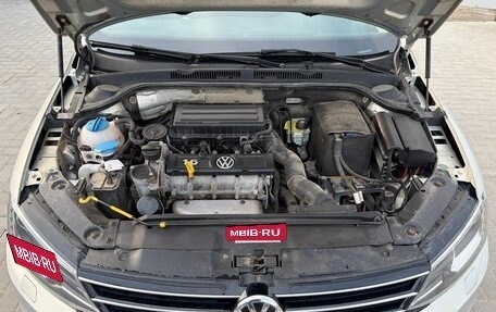 Volkswagen Jetta VI, 2015 год, 1 550 000 рублей, 10 фотография