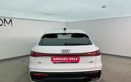 Audi Q5, 2025 год, 8 925 000 рублей, 4 фотография