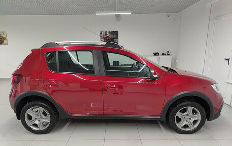 Renault Sandero II рестайлинг, 2021 год, 1 379 000 рублей, 8 фотография