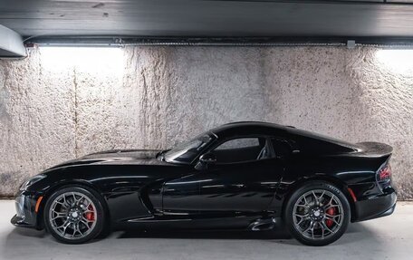 Dodge Viper IV, 2016 год, 31 000 000 рублей, 9 фотография