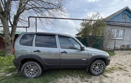 Chevrolet Niva I рестайлинг, 2012 год, 430 000 рублей, 1 фотография