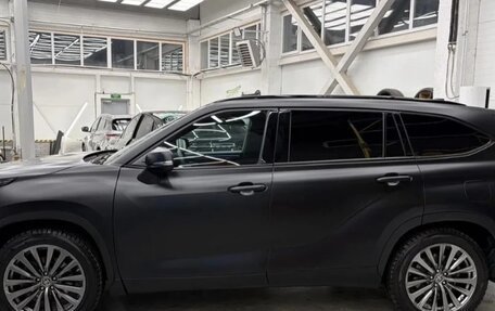 Toyota Highlander, 2021 год, 3 800 000 рублей, 8 фотография