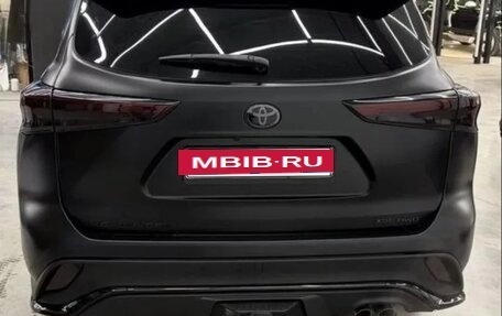 Toyota Highlander, 2021 год, 3 800 000 рублей, 6 фотография