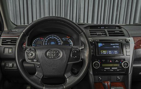 Toyota Camry, 2013 год, 1 410 000 рублей, 16 фотография