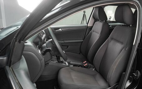 Volkswagen Jetta VI, 2013 год, 1 149 000 рублей, 10 фотография