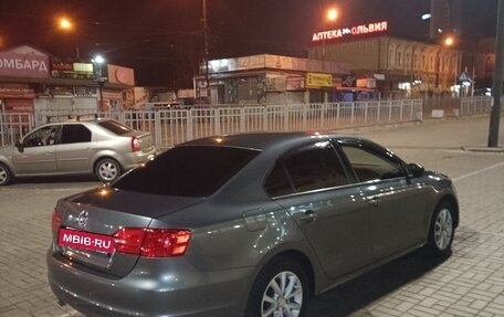 Volkswagen Jetta VI, 2013 год, 1 020 000 рублей, 9 фотография