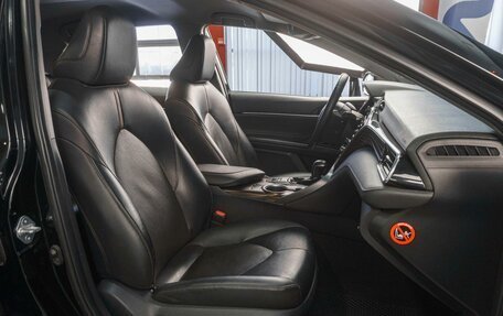 Toyota Camry, 2019 год, 2 699 000 рублей, 8 фотография