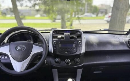 Lifan X60 I рестайлинг, 2014 год, 790 000 рублей, 11 фотография
