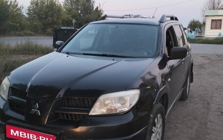 Mitsubishi Outlander III рестайлинг 3, 2005 год, 220 000 рублей, 1 фотография