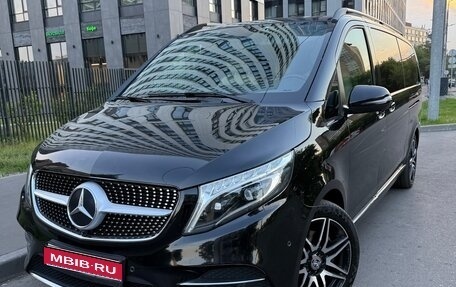 Mercedes-Benz V-Класс, 2022 год, 7 800 000 рублей, 1 фотография