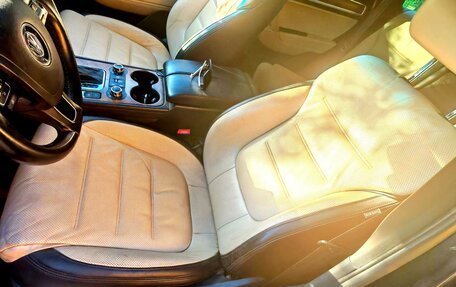 Volkswagen Touareg III, 2011 год, 2 030 000 рублей, 21 фотография