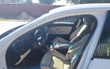 BMW 5 серия, 2013 год, 1 850 000 рублей, 3 фотография