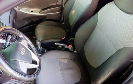 Hyundai Solaris II рестайлинг, 2013 год, 590 000 рублей, 6 фотография