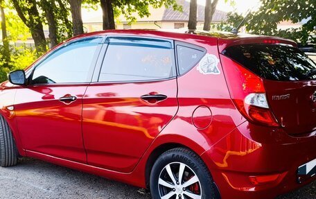 Hyundai Solaris II рестайлинг, 2013 год, 590 000 рублей, 3 фотография