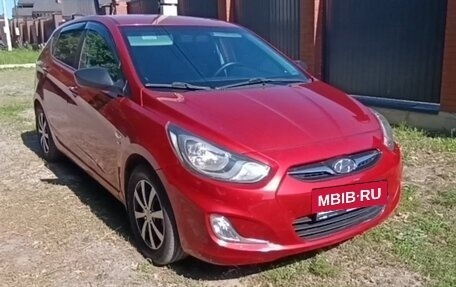 Hyundai Solaris II рестайлинг, 2013 год, 590 000 рублей, 8 фотография