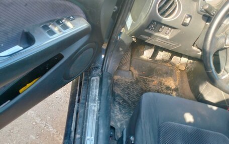 Mitsubishi Outlander III рестайлинг 3, 2005 год, 220 000 рублей, 3 фотография
