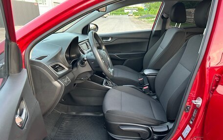 Hyundai Solaris II рестайлинг, 2020 год, 1 740 000 рублей, 4 фотография