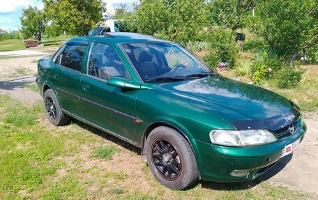 Opel Vectra B рестайлинг, 1997 год, 160 000 рублей, 4 фотография