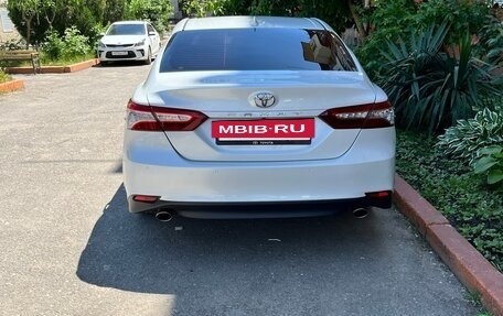 Toyota Camry, 2018 год, 2 480 000 рублей, 3 фотография