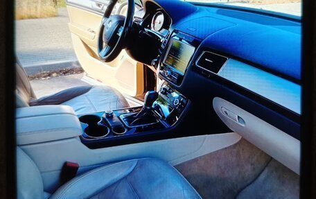Volkswagen Touareg III, 2011 год, 1 650 000 рублей, 5 фотография