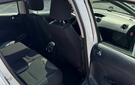 Peugeot 308 II, 2011 год, 600 000 рублей, 11 фотография