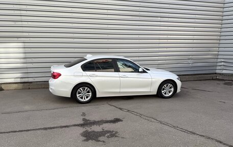 BMW 3 серия, 2017 год, 1 950 000 рублей, 9 фотография