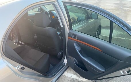 Toyota Avensis III рестайлинг, 2006 год, 790 000 рублей, 14 фотография