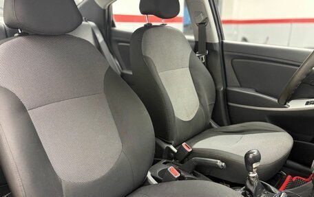 Hyundai Solaris II рестайлинг, 2013 год, 790 000 рублей, 19 фотография