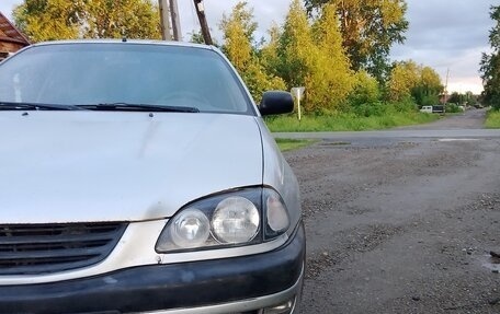 Toyota Avensis III рестайлинг, 1998 год, 155 000 рублей, 5 фотография