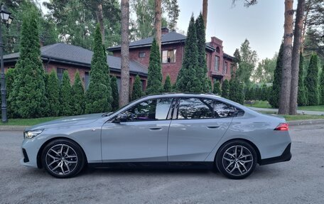 BMW 5 серия, 2025 год, 8 500 000 рублей, 13 фотография