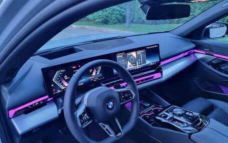 BMW 5 серия, 2025 год, 8 500 000 рублей, 24 фотография