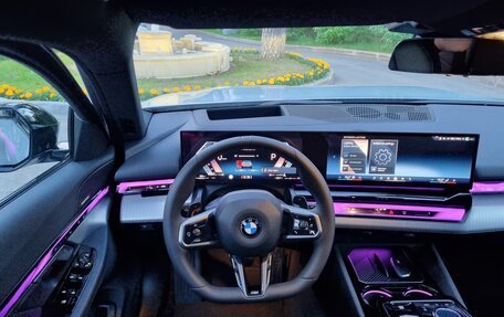 BMW 5 серия, 2025 год, 8 500 000 рублей, 26 фотография