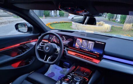 BMW 5 серия, 2025 год, 8 500 000 рублей, 39 фотография
