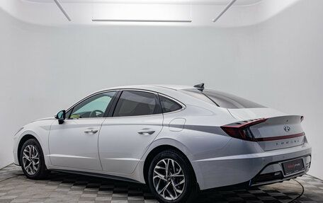 Hyundai Sonata VIII, 2021 год, 2 330 000 рублей, 4 фотография