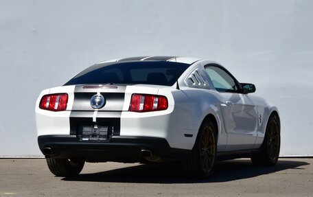 Ford Mustang VI рестайлинг, 2011 год, 2 149 000 рублей, 5 фотография